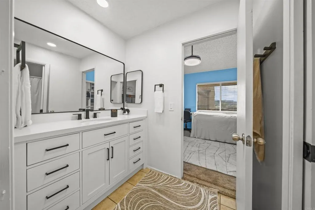 https://cdn.realtyfeed.com/cdn/127/306617356/94d6fd1bd0f9ca8e811770803713bf86.webp