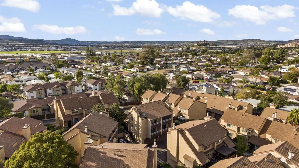https://cdn.realtyfeed.com/cdn/127/306617356/9fad7239d9adcd70ba35df259debf3fa.webp