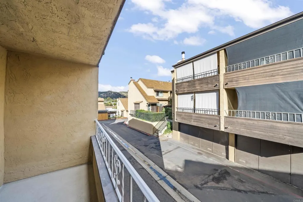 https://cdn.realtyfeed.com/cdn/127/306617356/dc38b9d82f5fb4681d489b57a7a07af3.webp