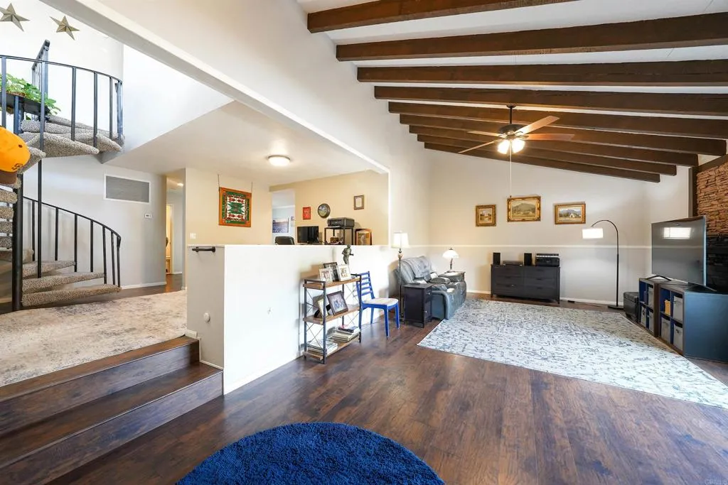 Photo #12: PTP2600301 Listing: Photo #12