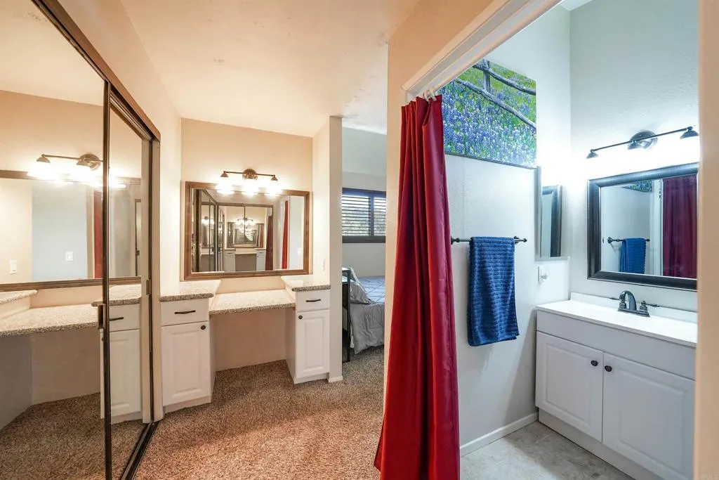 https://cdn.realtyfeed.com/cdn/127/306617384/e7431ba232eebd60df071de64ac2e6c6.webp