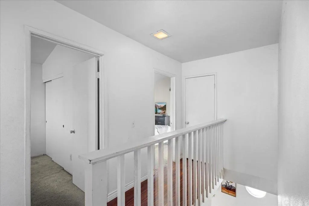 https://cdn.realtyfeed.com/cdn/127/306617419/0af9a2a85472db1114f25d3fe156d509.webp