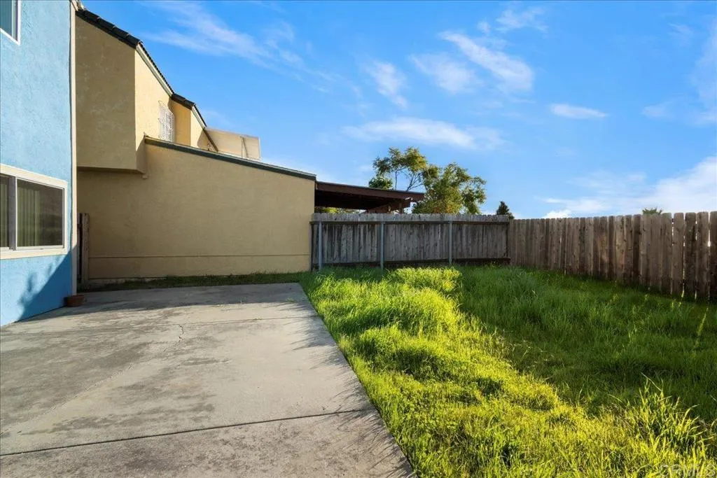 https://cdn.realtyfeed.com/cdn/127/306617419/f3e8fde51846c204bba58570f14ae5df.webp