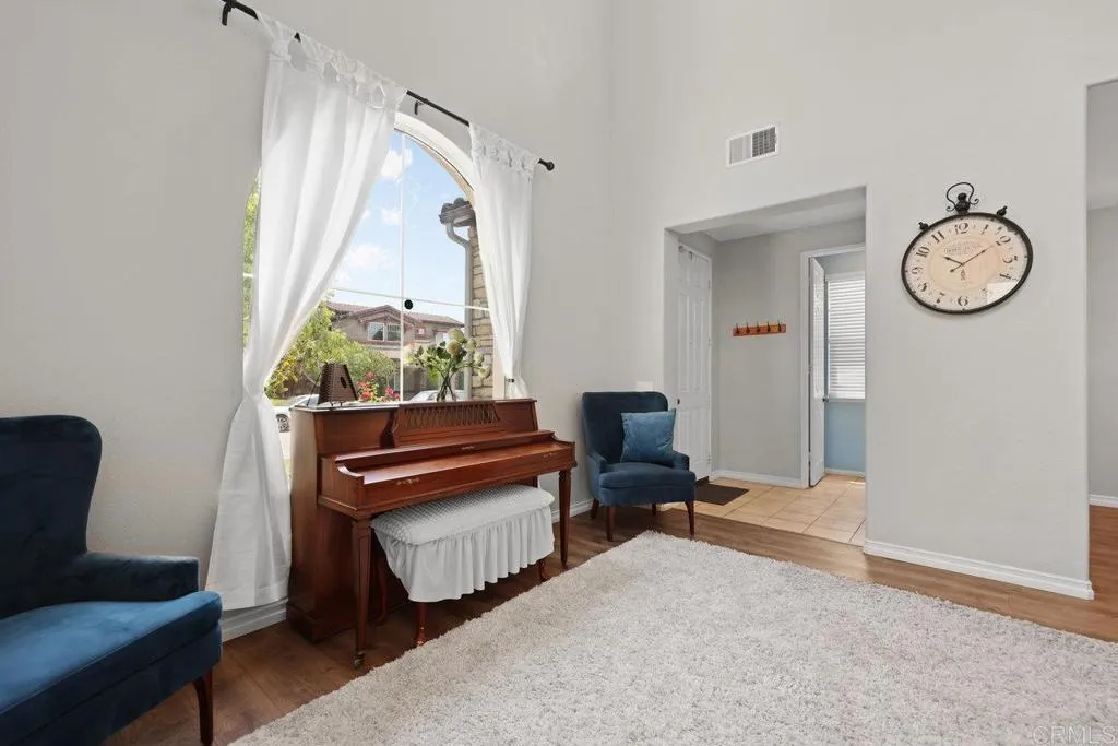 https://cdn.realtyfeed.com/cdn/127/306617456/21231949d1592852bf0971cb17013913.webp