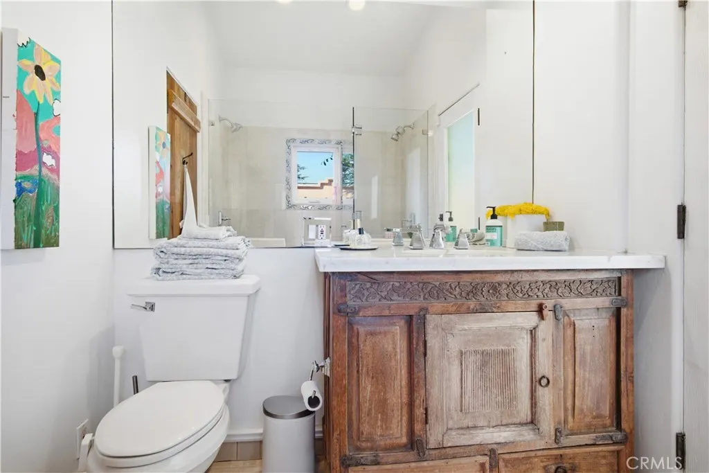 3524 Grand View Boulevard, Los Angeles, CA, 90066