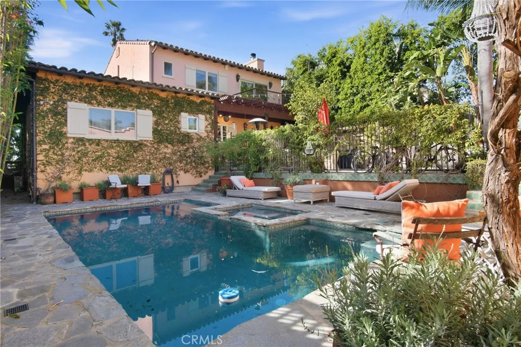 3524 Grand View Boulevard, Los Angeles, CA, 90066