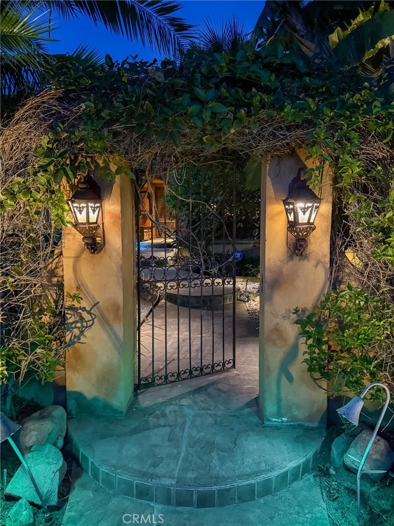 3524 Grand View Boulevard, Los Angeles, CA, 90066