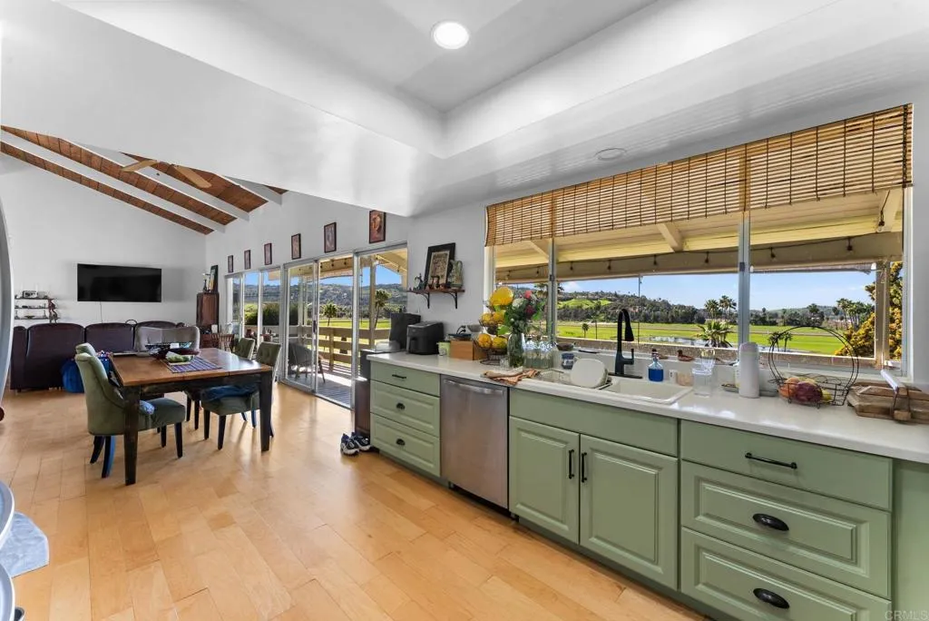 https://cdn.realtyfeed.com/cdn/127/306617508/7eba07b77be43415d49118e7fb307400.webp