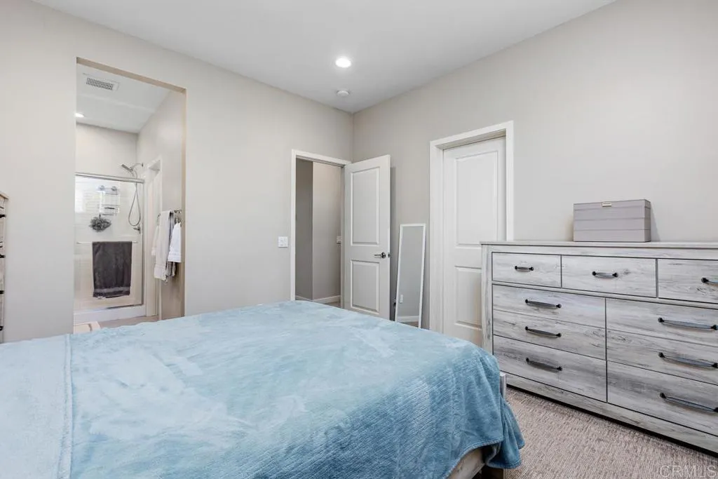 Photo #18: NDP2600356 Listing: Photo #18