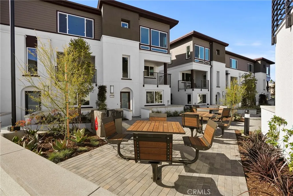 Photo #20: OC26007223 Listing: Photo #20