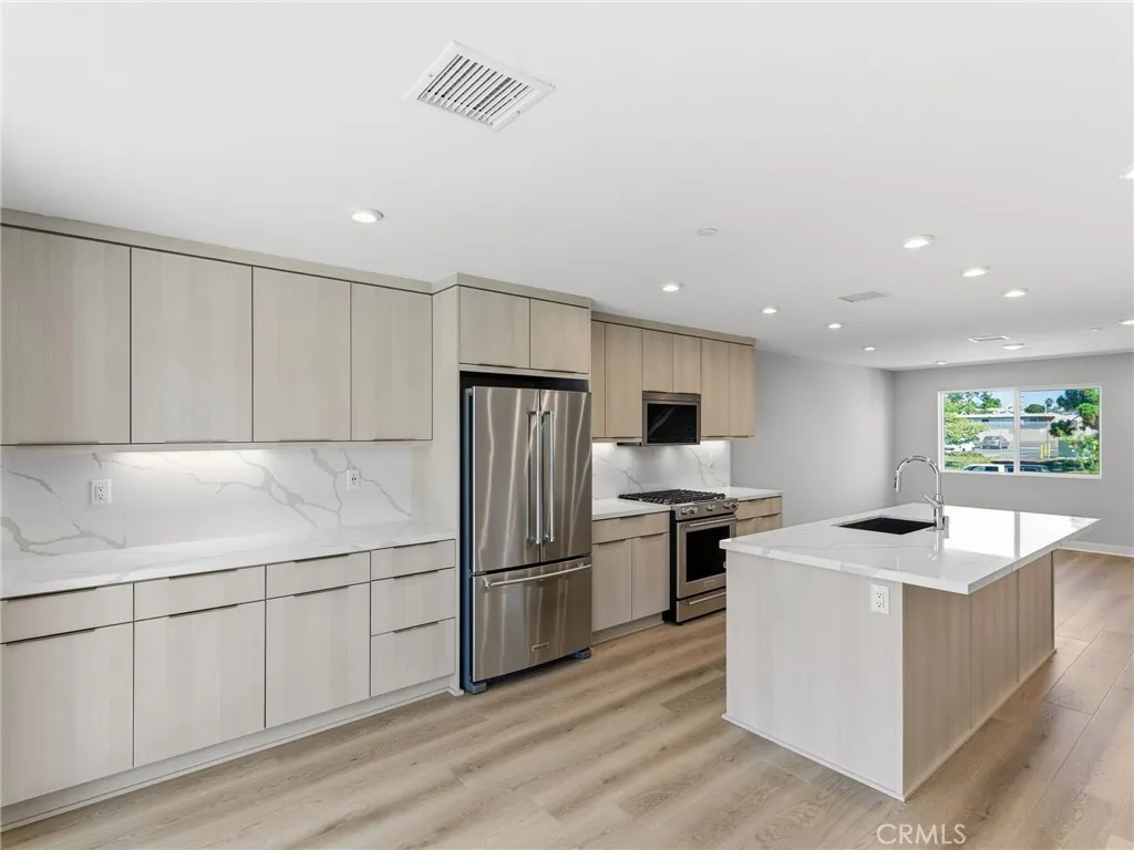 Photo #3: OC26007196 Listing: Photo #3