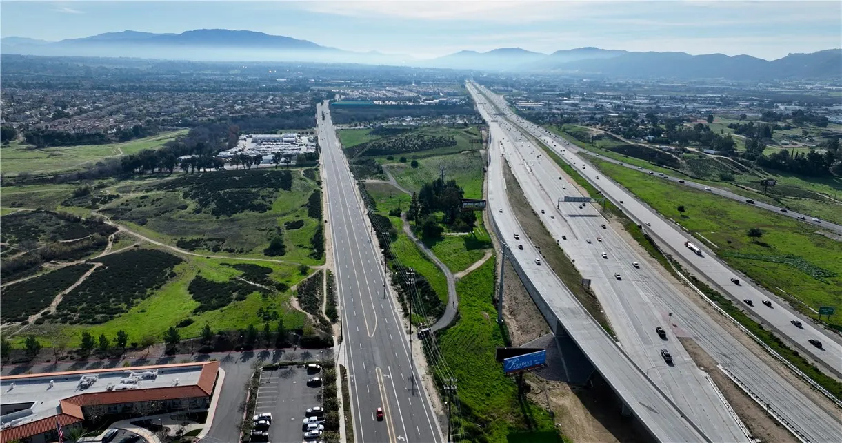 26101 Jackson, Murrieta, CA 92563 - Photo 3 of 7, Murrieta, CA