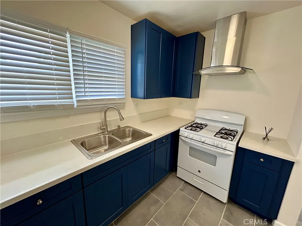 Glendora, CA 91740