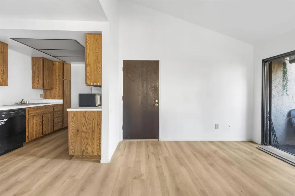 Photo #5: NDP2600360 Listing: Photo #5