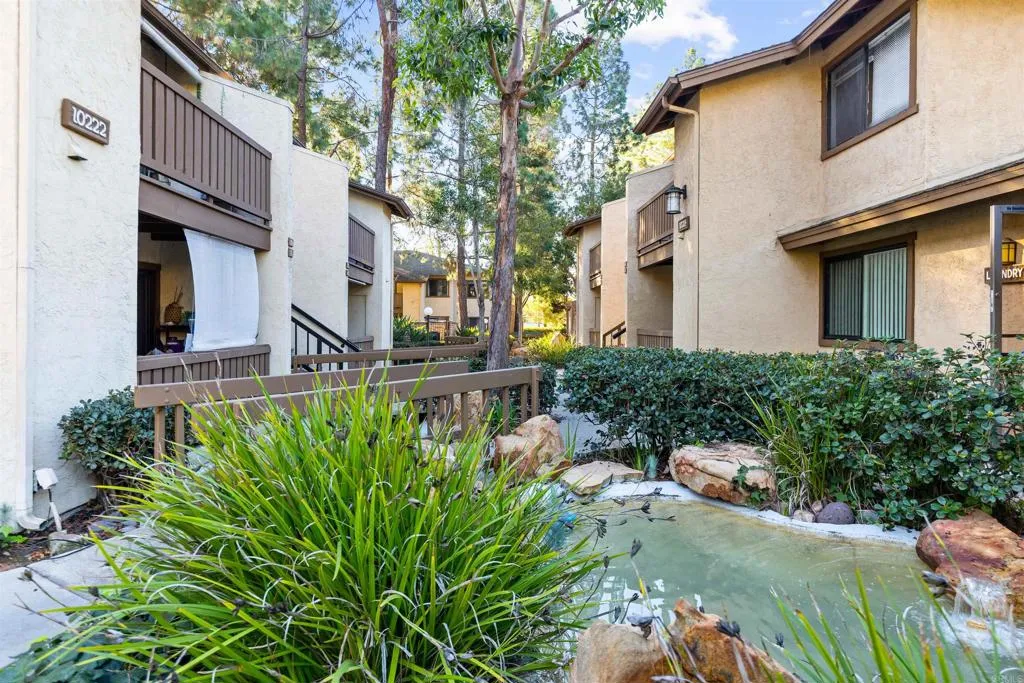 https://cdn.realtyfeed.com/cdn/127/306617794/b85f0d50732d11522d0a1b2783fbf849.webp