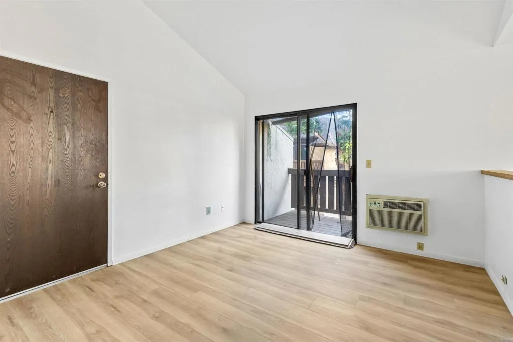 Photo #6: NDP2600360 Listing: Photo #6