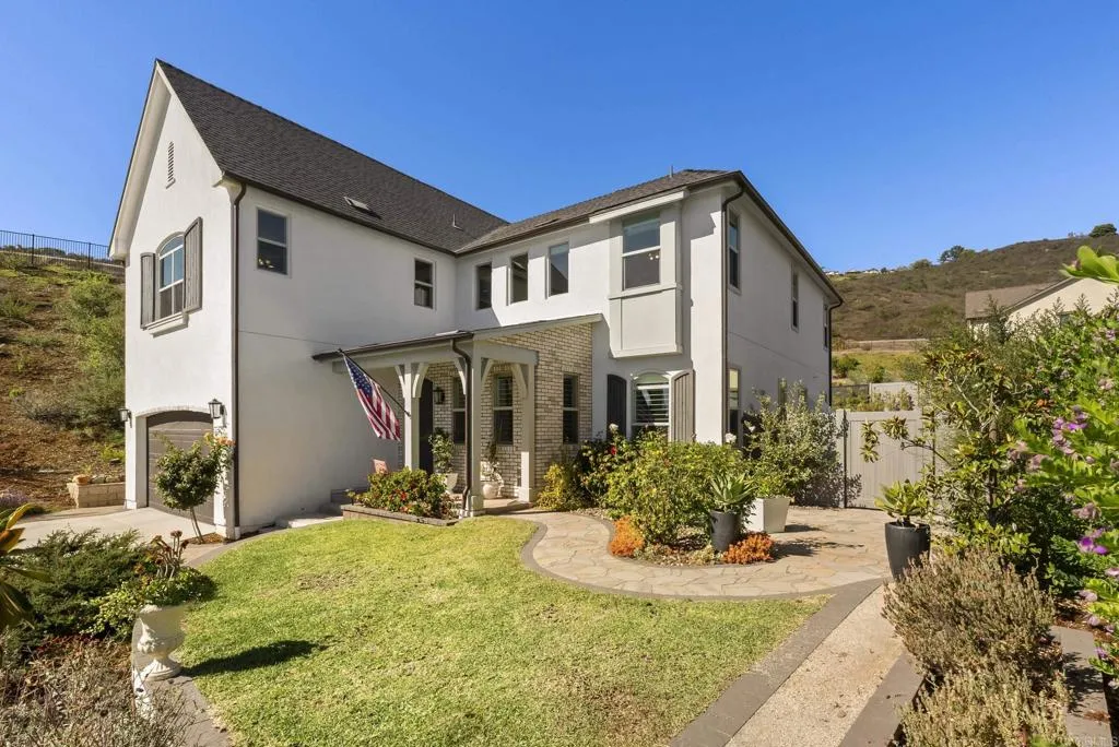 https://cdn.realtyfeed.com/cdn/127/306617798/96874041a4aa5316cd527ec4aae94a73.webp