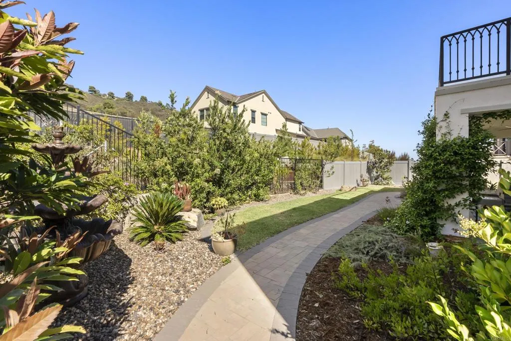 https://cdn.realtyfeed.com/cdn/127/306617798/ed6d9697013f0ebb22519e303a5a0117.webp