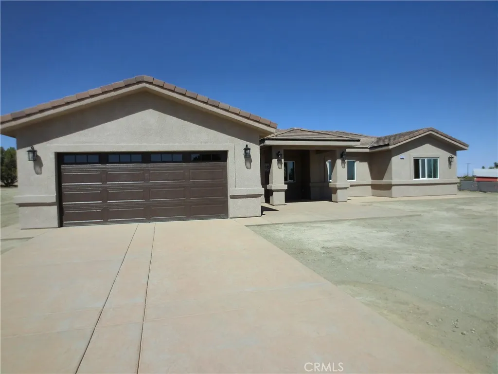 Pinon Hills, CA 92372