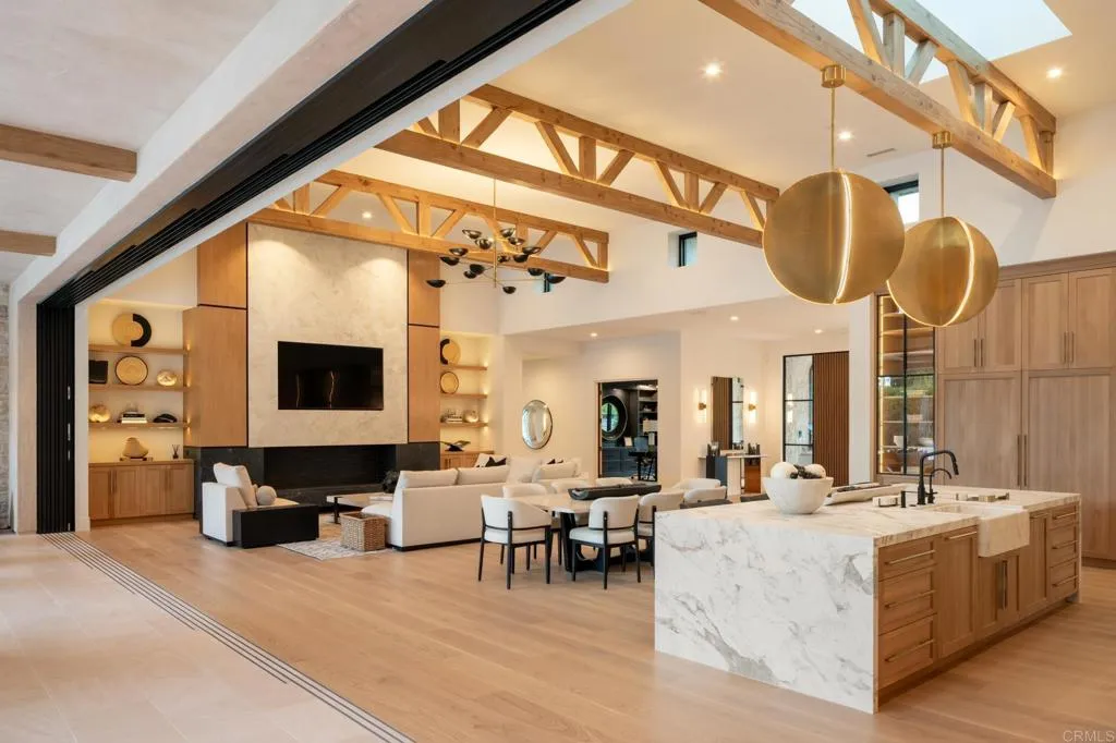 https://cdn.realtyfeed.com/cdn/127/306617870/9382108ba19128fc0778155307222555.webp