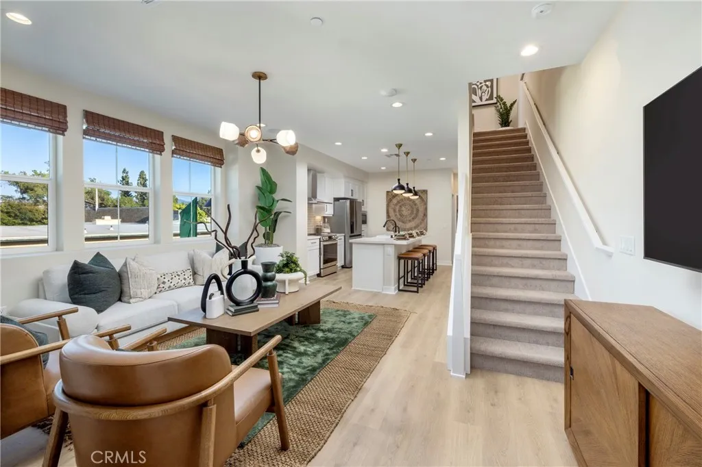 https://cdn.realtyfeed.com/cdn/127/306617872/67c540dc25dab3d888313ba26376e6b8.webp