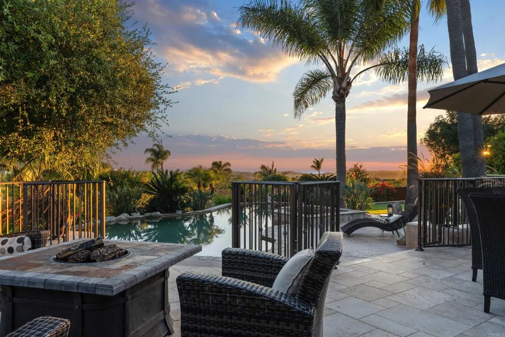 https://cdn.realtyfeed.com/cdn/127/306617881/9b9fce0c3d3f9720e7514471fc4dc7b5.webp