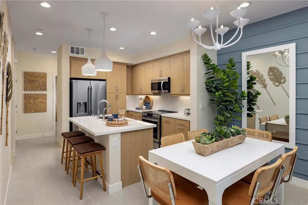 Photo #4: OC26007697 Listing: Photo #4