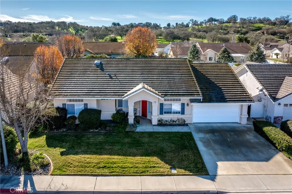 $750,000+