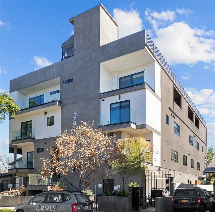 178 Alexandria Avenue, Los Angeles, CA 90004 - Photo 2 of 75, Los Angeles, CA