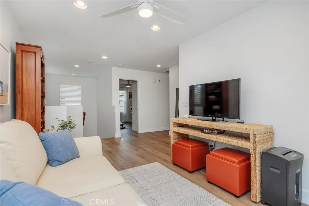 Photo #16: ND26007805 Listing: Photo #16