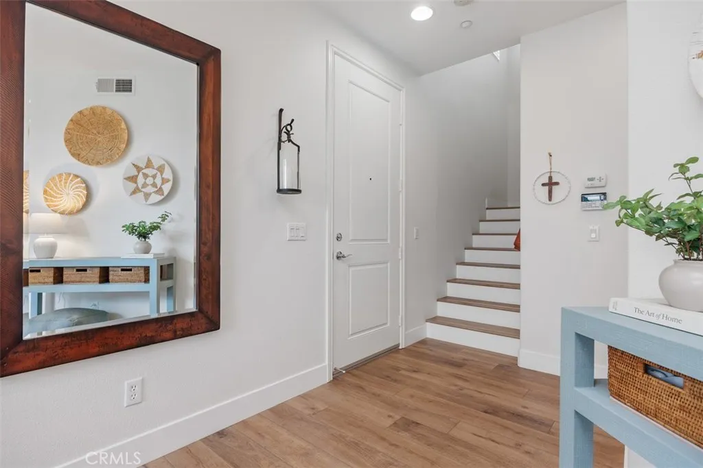 Photo #5: ND26007805 Listing: Photo #5