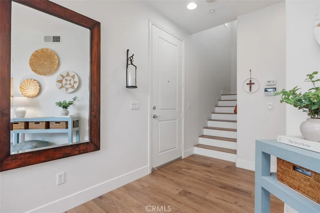 Photo #5: ND26007805 Listing: Photo #5