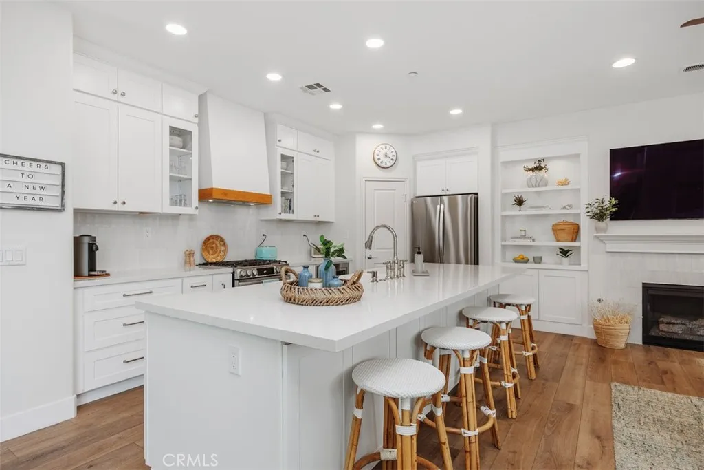 Photo #8: ND26007805 Listing: Photo #8