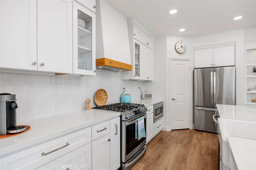 Photo #9: ND26007805 Listing: Photo #9