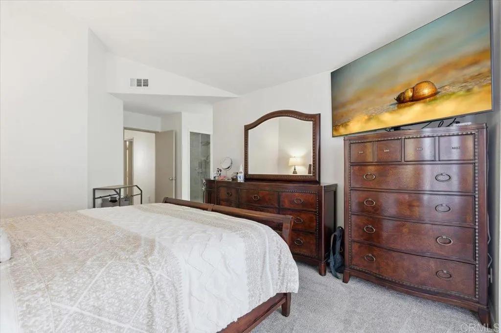 https://cdn.realtyfeed.com/cdn/127/306618101/37eb0798da7831f6051248de7982890f.webp