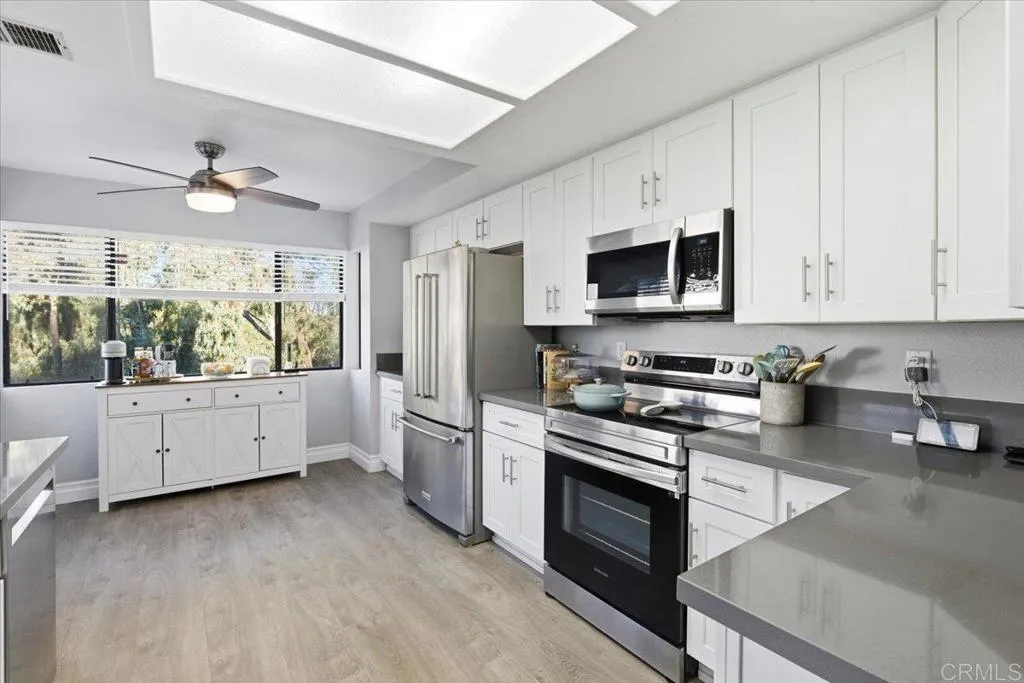 https://cdn.realtyfeed.com/cdn/127/306618101/9241571f83fff3c7c084e63397a312e0.webp