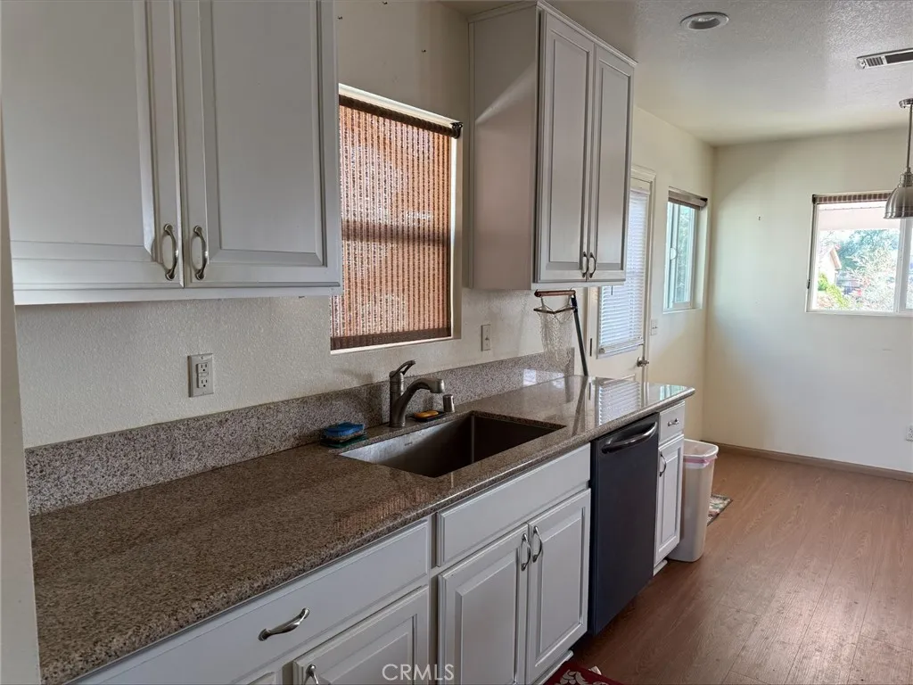 https://cdn.realtyfeed.com/cdn/127/306618103/c1eb77633b68056d03140cca25942199.webp
