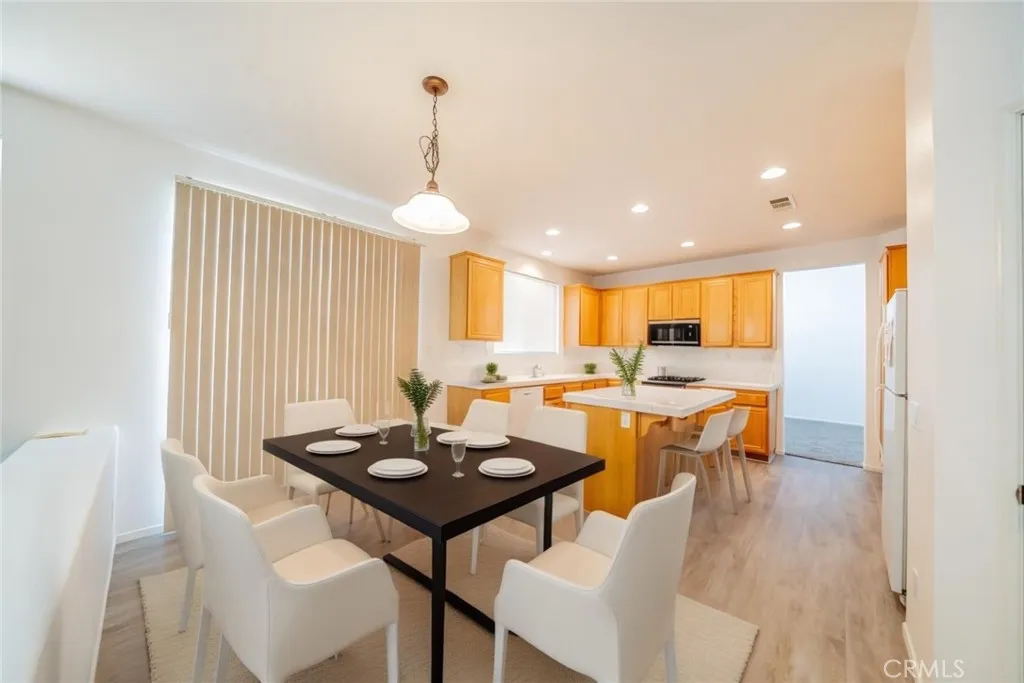 11958 Russell Court, Victorville, CA 92392 - Photo 5 of 71, Victorville, CA