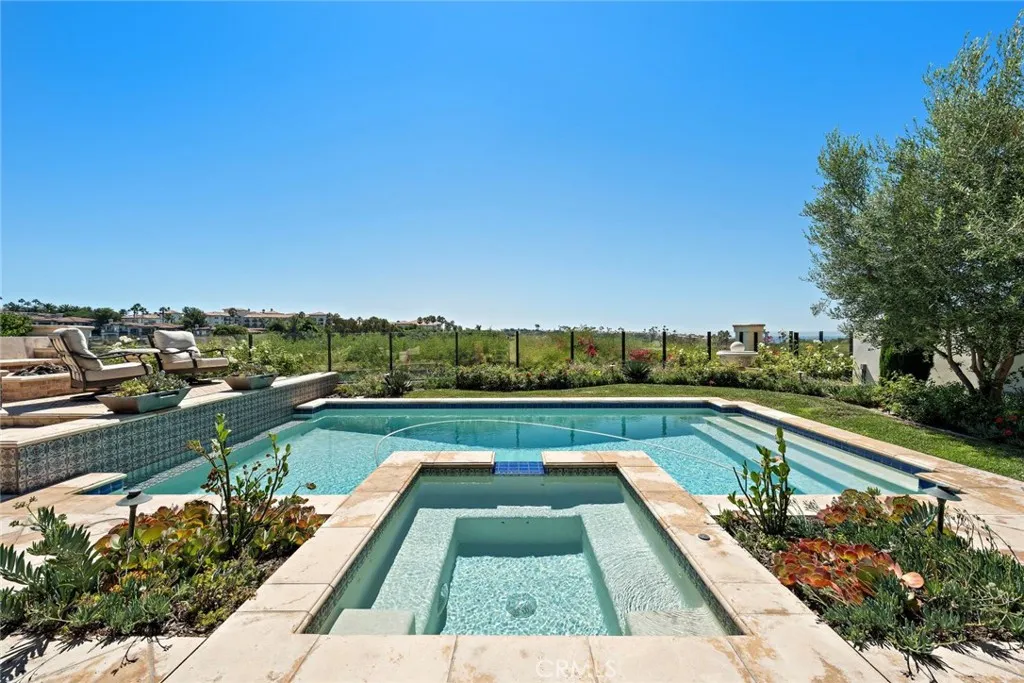 46 Woods Trail, Irvine, CA, 92603