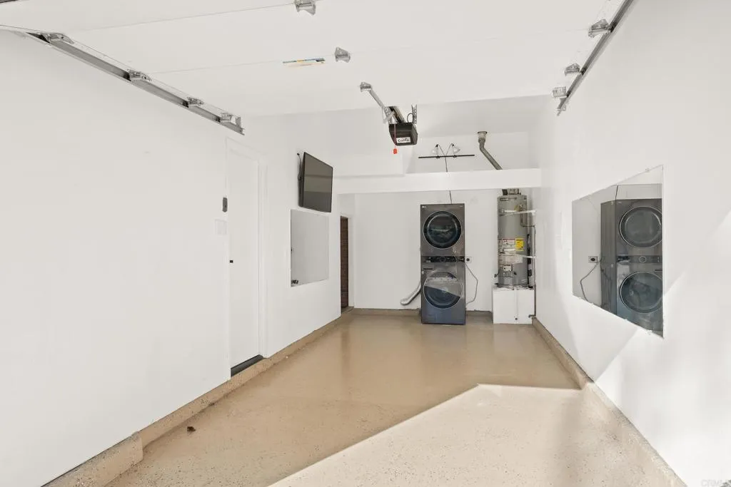https://cdn.realtyfeed.com/cdn/127/306618242/cfb3fab8d6fe8e44ab5f7d25382522db.webp