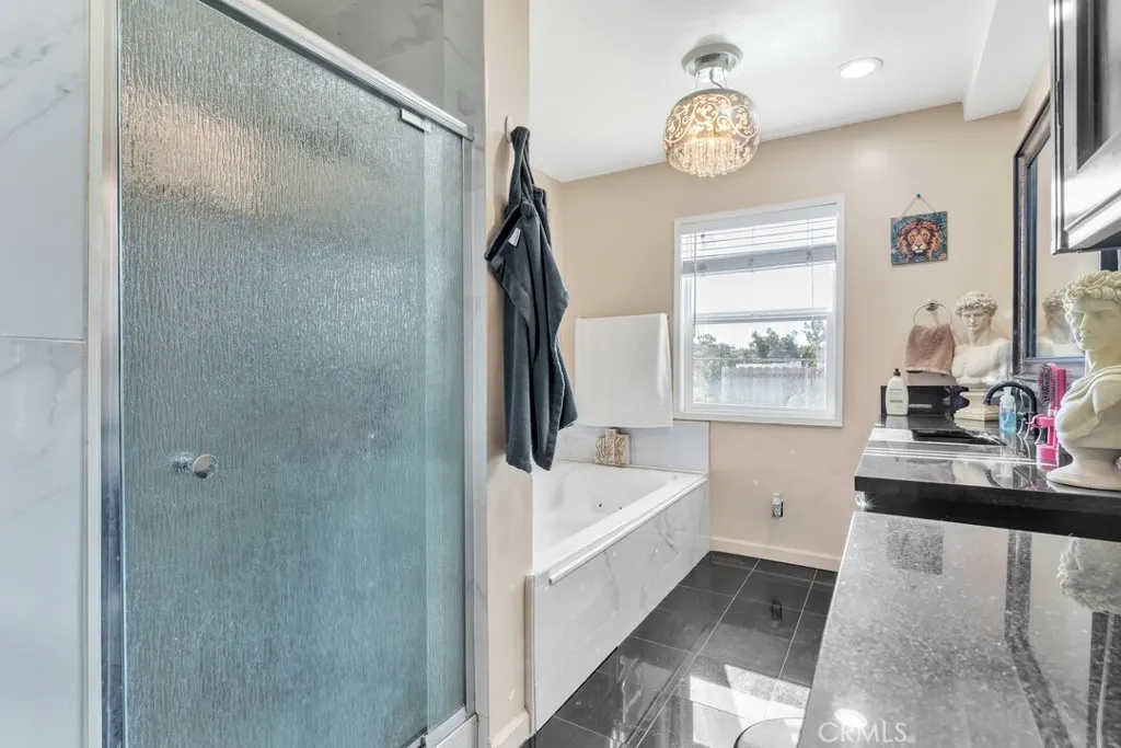 https://cdn.realtyfeed.com/cdn/127/306618251/2444cf849a6856c2da21c76913502250.webp