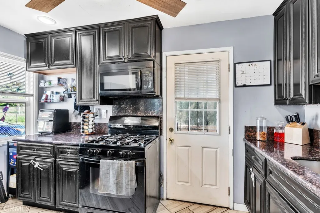 https://cdn.realtyfeed.com/cdn/127/306618251/d10b16b0147724247b7464a2c6f36663.webp