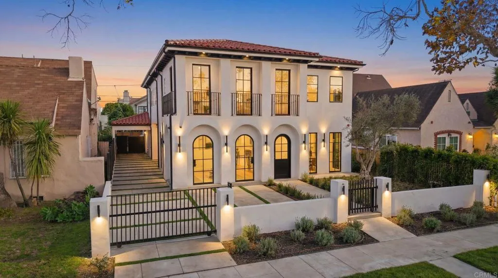$750,000+