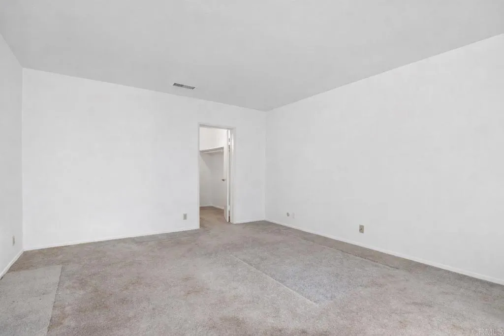 https://cdn.realtyfeed.com/cdn/127/306618295/57854c78473c659ba2cc2471c344ec85.webp