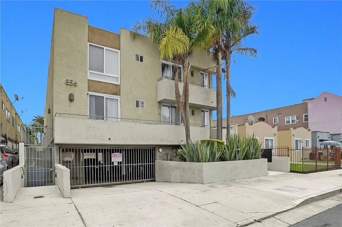 856 N Van Ness Avenue Unit 3, Los Angeles, CA 90038 - Main photo, Los Angeles, CA