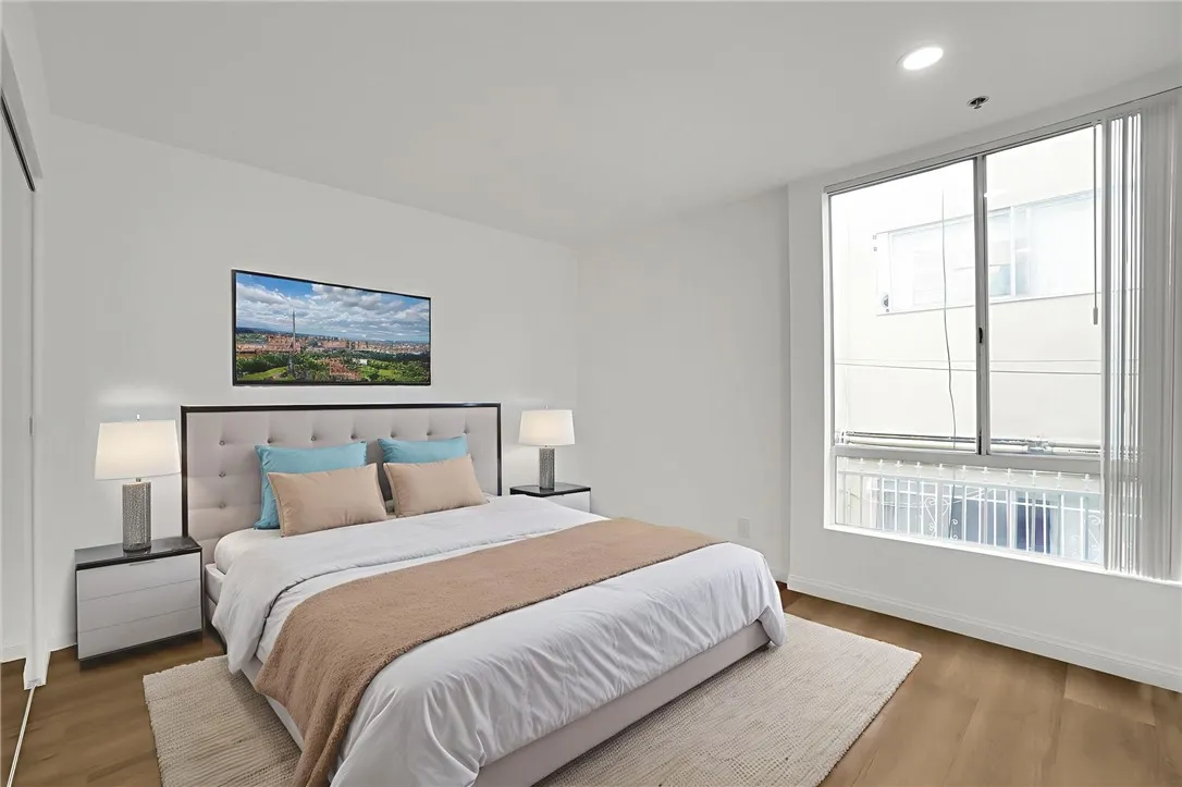 856 N Van Ness Avenue Unit 3, Los Angeles, CA 90038 - Photo 4 of 14, Los Angeles, CA