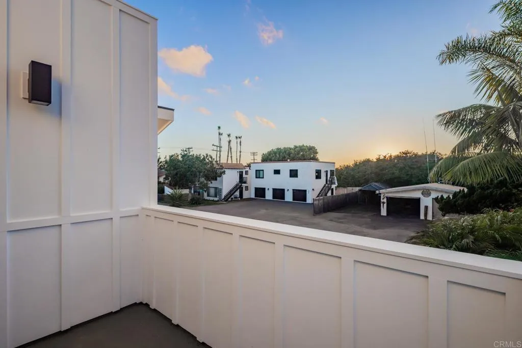 250 Hillcrest Drive, Encinitas, CA, 92024