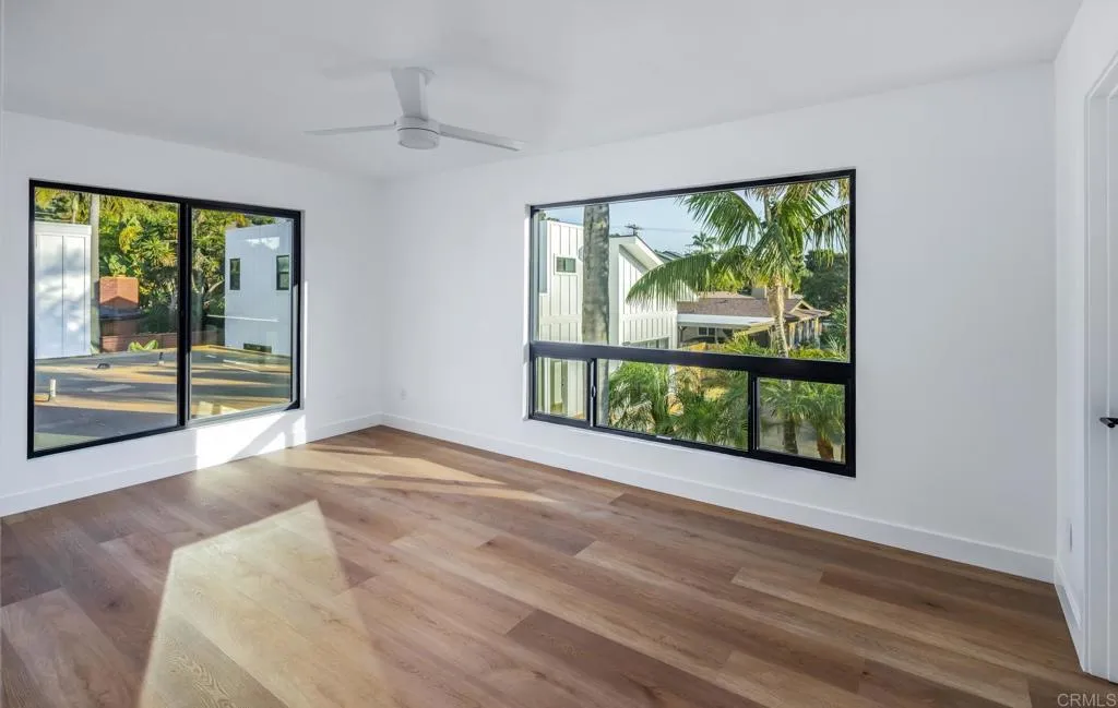 250 Hillcrest Drive, Encinitas, CA, 92024
