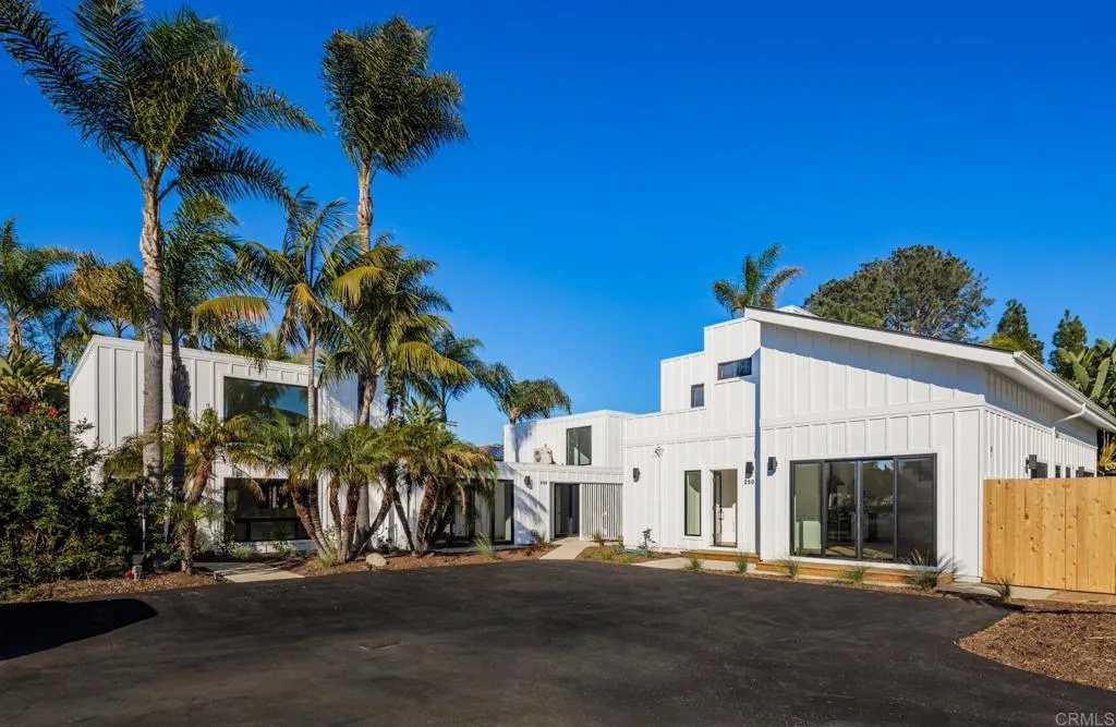 250 Hillcrest Drive, Encinitas, CA, 92024