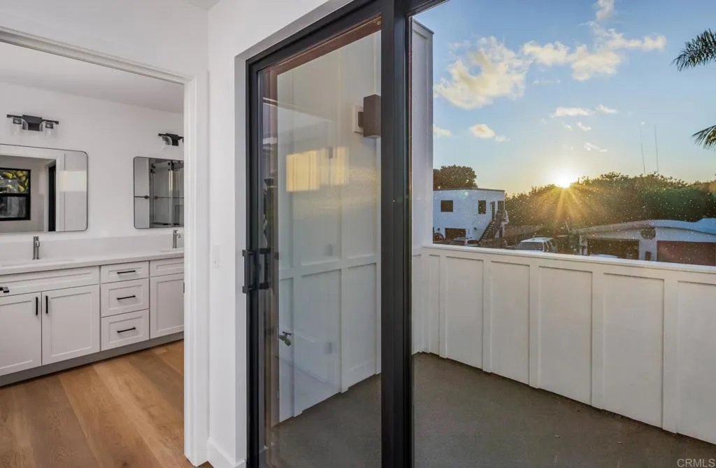 250 Hillcrest Drive, Encinitas, CA, 92024